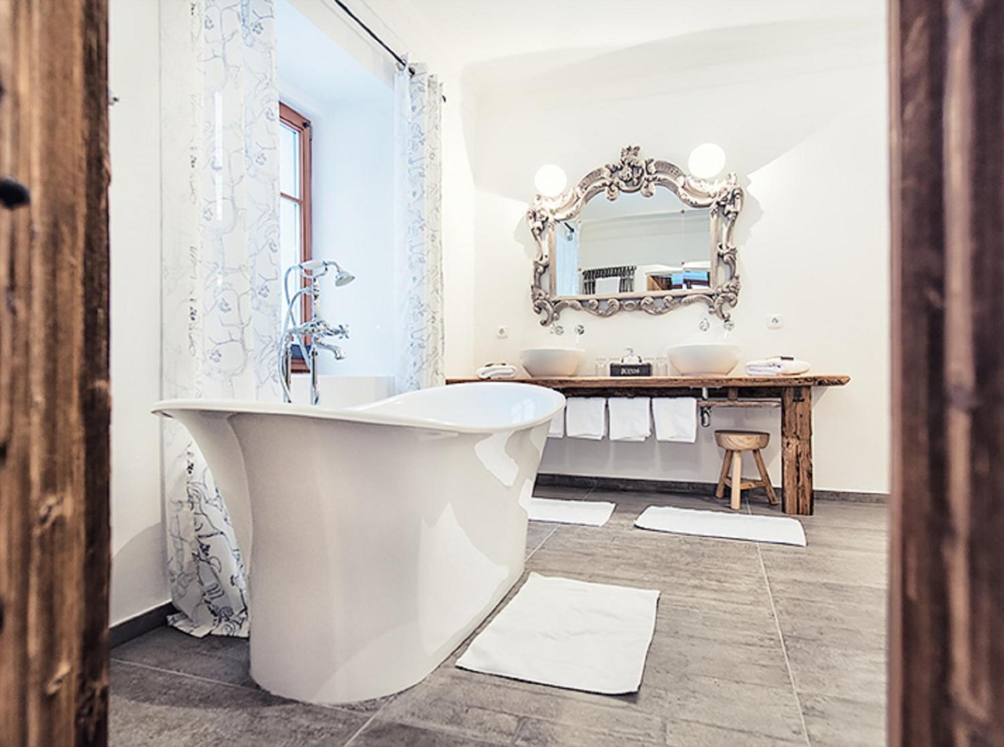 Hotel & Gourmetwirtshaus Kirchenwirt Seit 1326 Leogang Εξωτερικό φωτογραφία