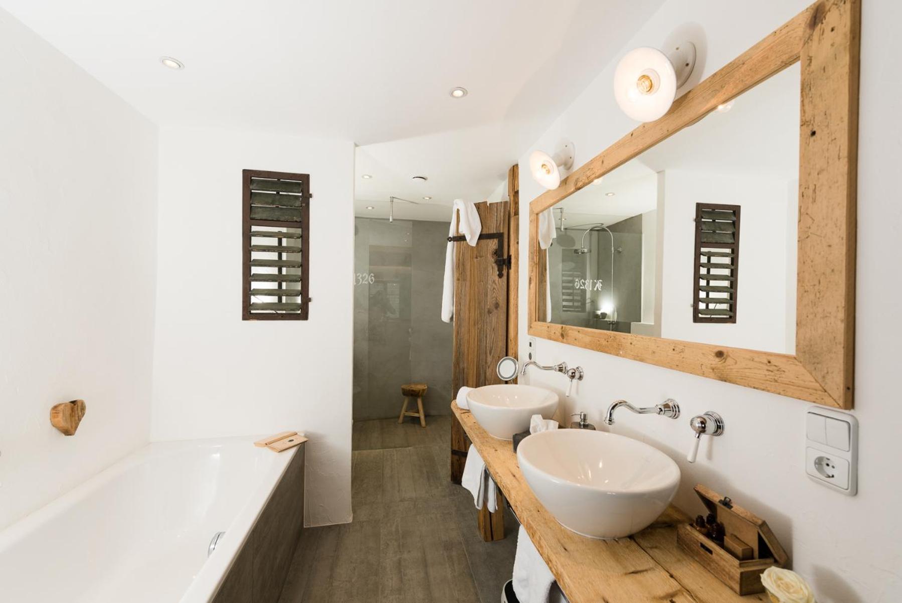 Hotel & Gourmetwirtshaus Kirchenwirt Seit 1326 Leogang Εξωτερικό φωτογραφία